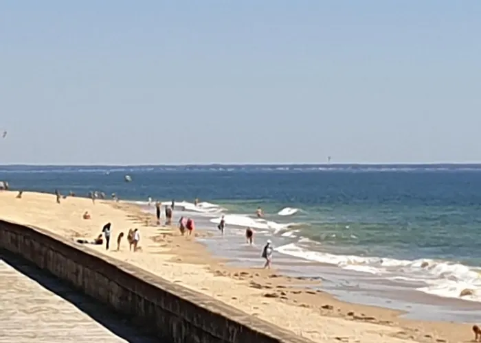 Hébergement de vacances Genêts D'armor