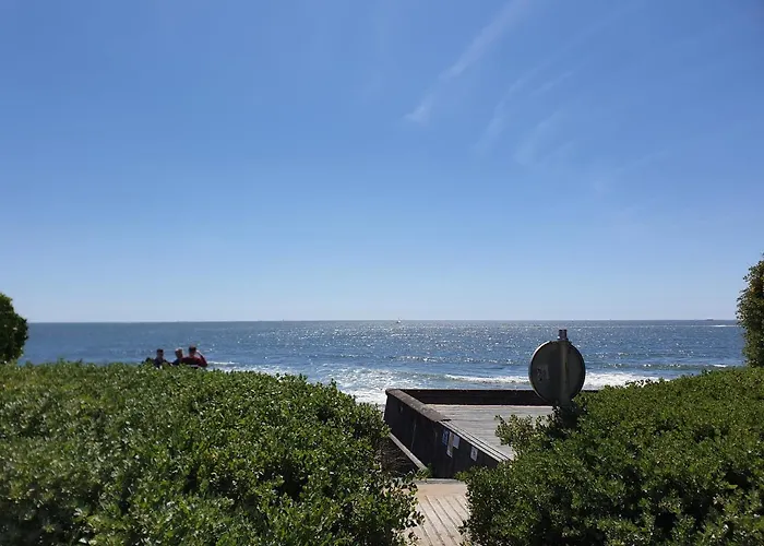 Hébergement de vacances Genêts D'armor